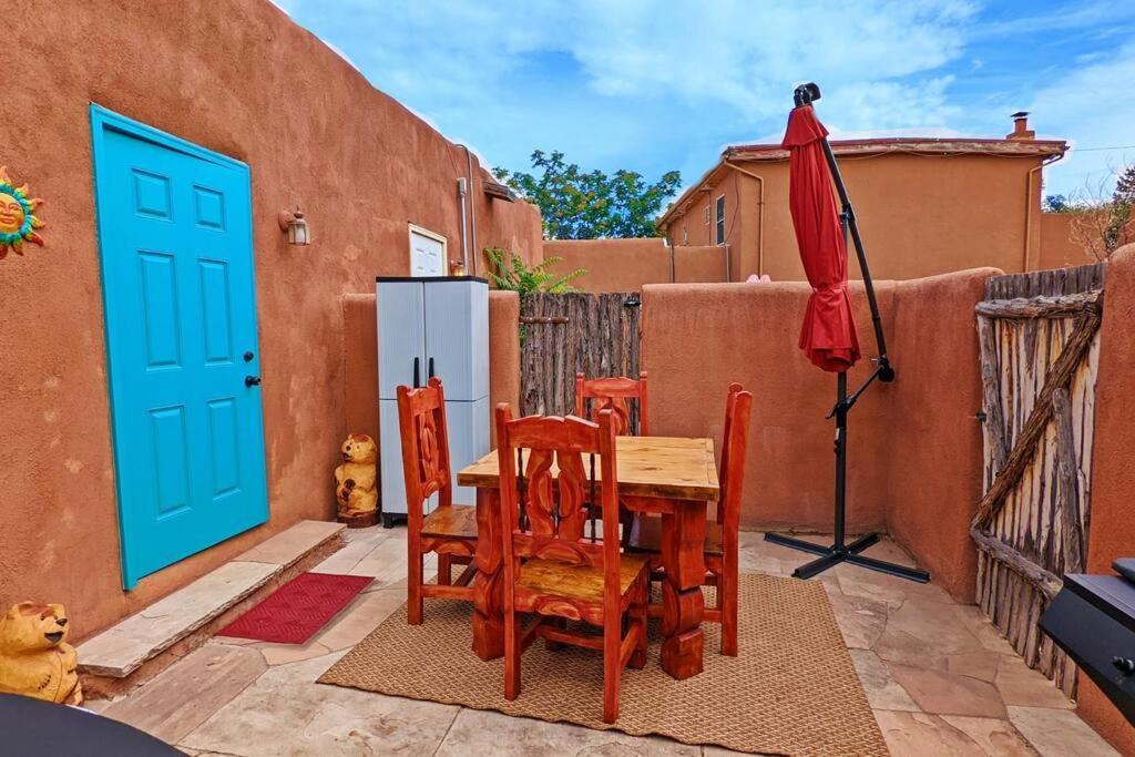 Enchanted Casita With Private Outdoor Hot Tub And Patio, Near Santa Fe Plaza, Sleeps 4 With Free Parking Санта Фе Екстериор снимка